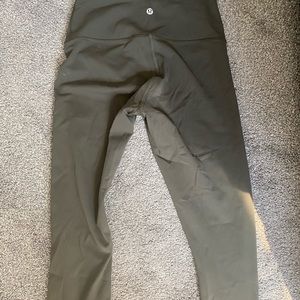 Lululemon Olive crops